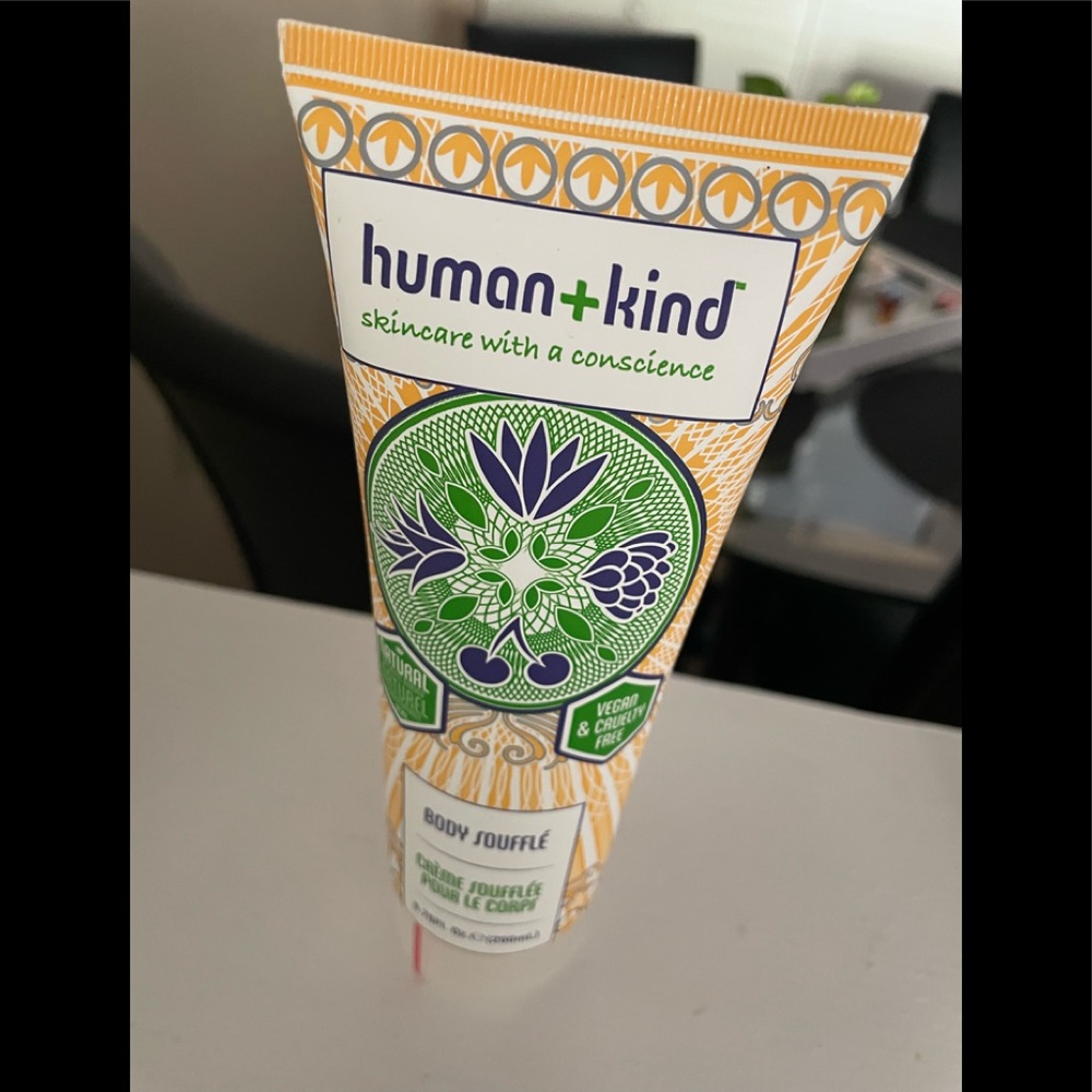 Human + Kind body soufflé 6.76fl oz
